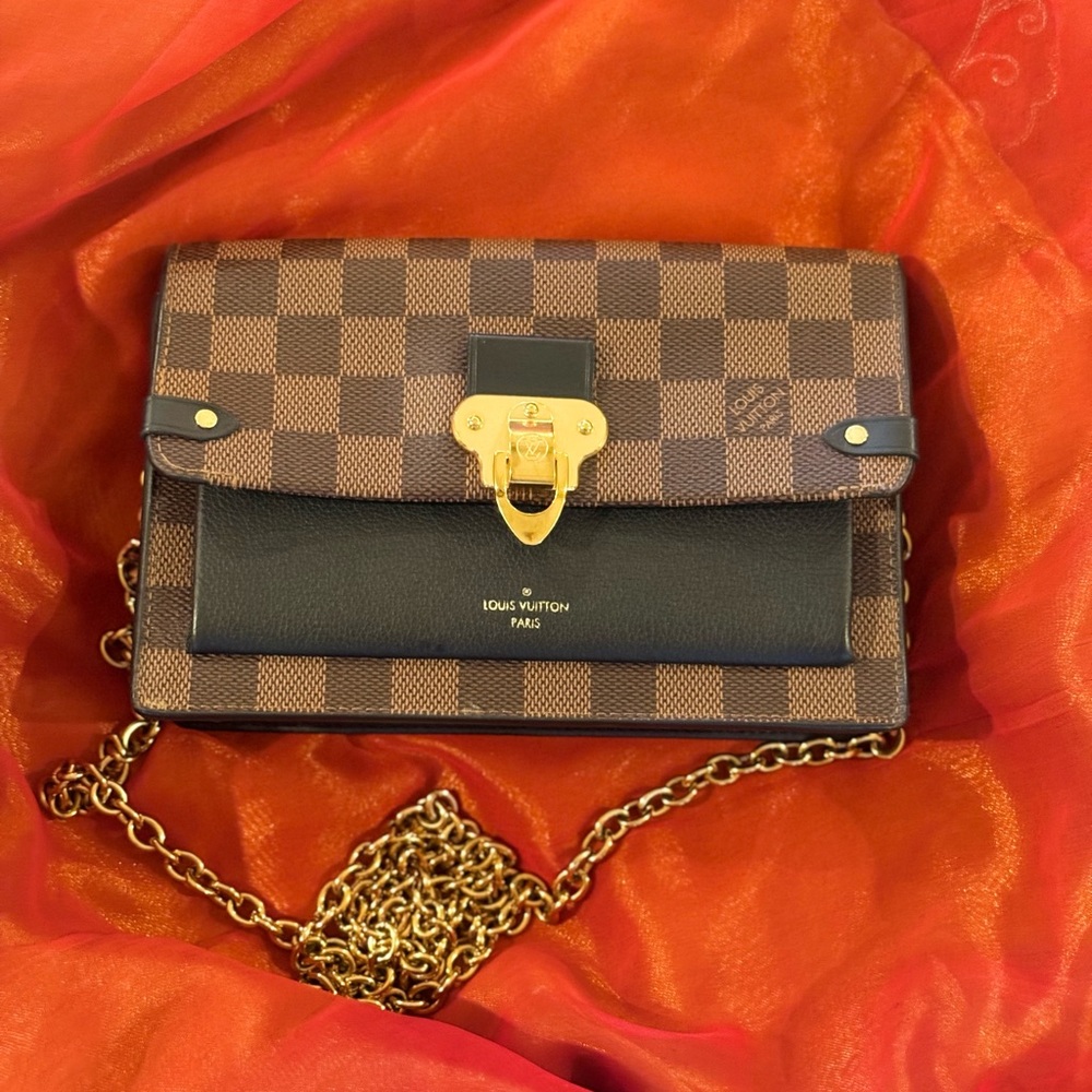 Louis Vuitton Checkered Brown and Black Crossbody Bag - Picture 4 of 11